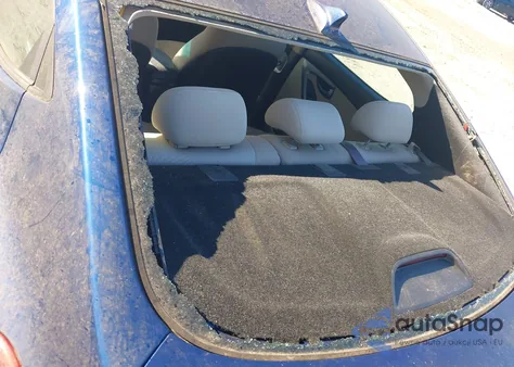 2015 Hyundai Elantra Se z USA, uszkodzony, nr VIN 5NPDH4AE9FH558808